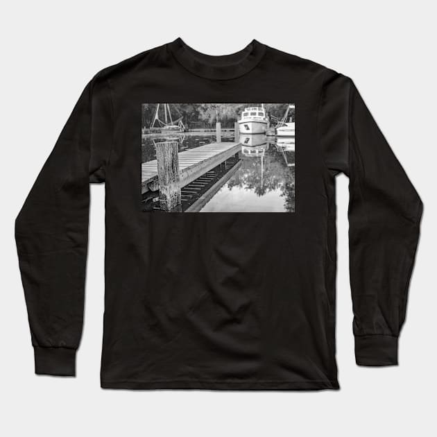 The wooden jetty on the River Ant in the Norfolk Broads Long Sleeve T-Shirt by yackers1